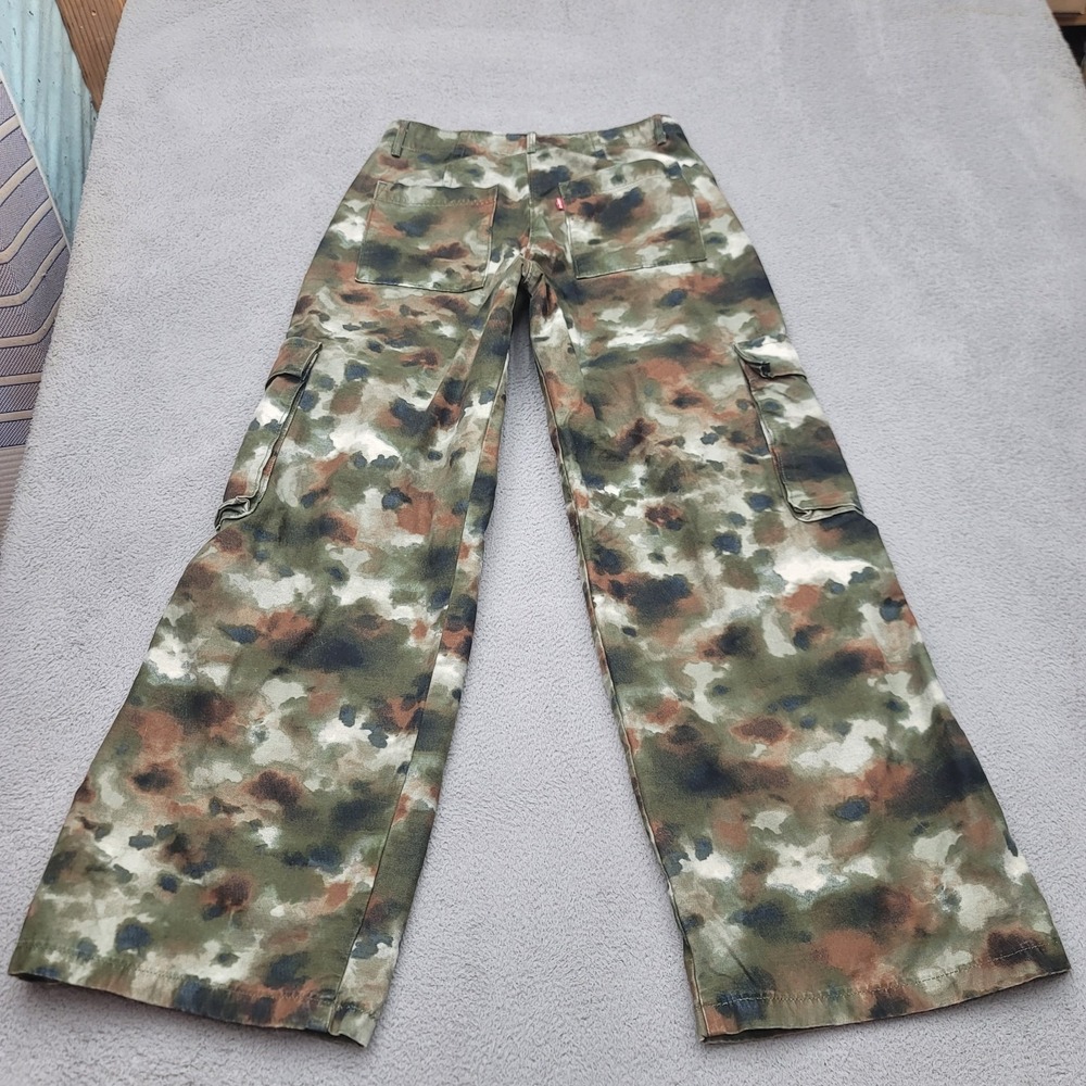 Levis Premium Pants Womens 28 Mossy Camo Baggy Cargo Relaxed 90s A60770000 - Picture 3 of 16